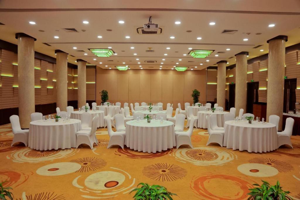 Halong Pearl Hotel Халонг Экстерьер фото