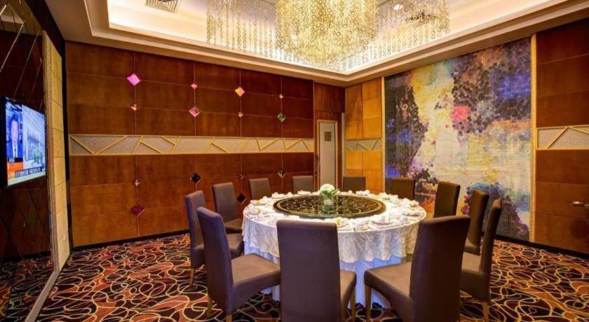 Halong Pearl Hotel Халонг Экстерьер фото