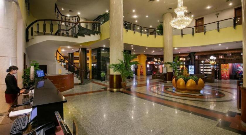 Halong Pearl Hotel Халонг Экстерьер фото